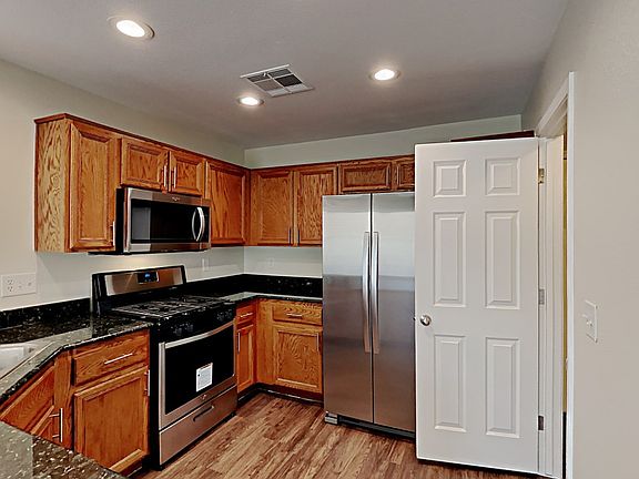 4th image of 9538 Milkweed Canyon Ave
