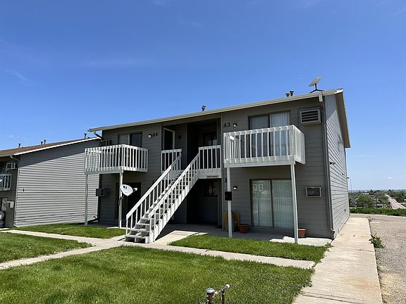 3rd image of 62 12th St #3