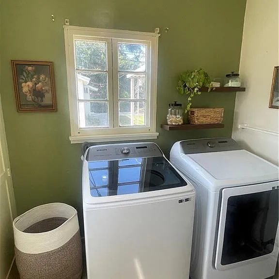4586 Sunnyside Dr — Photo 19