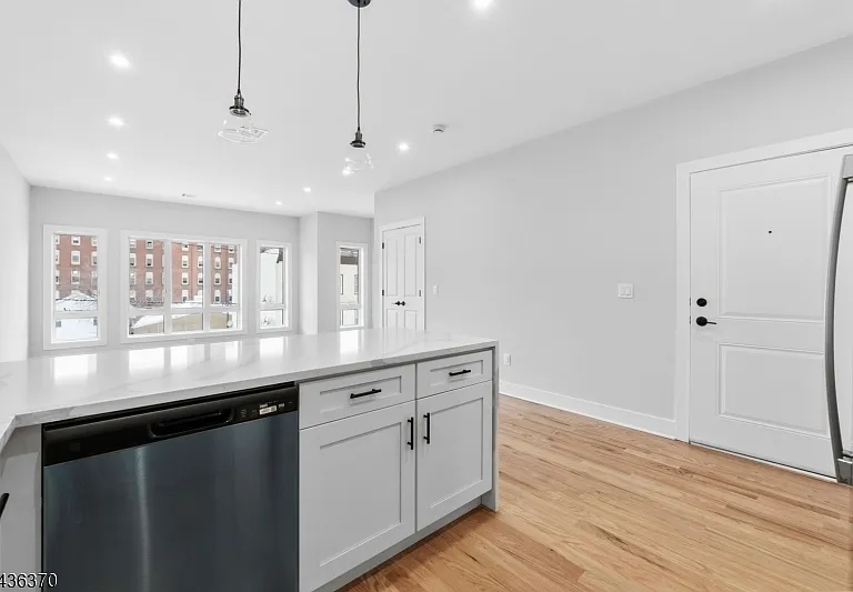 441 John St #2 — Photo 8