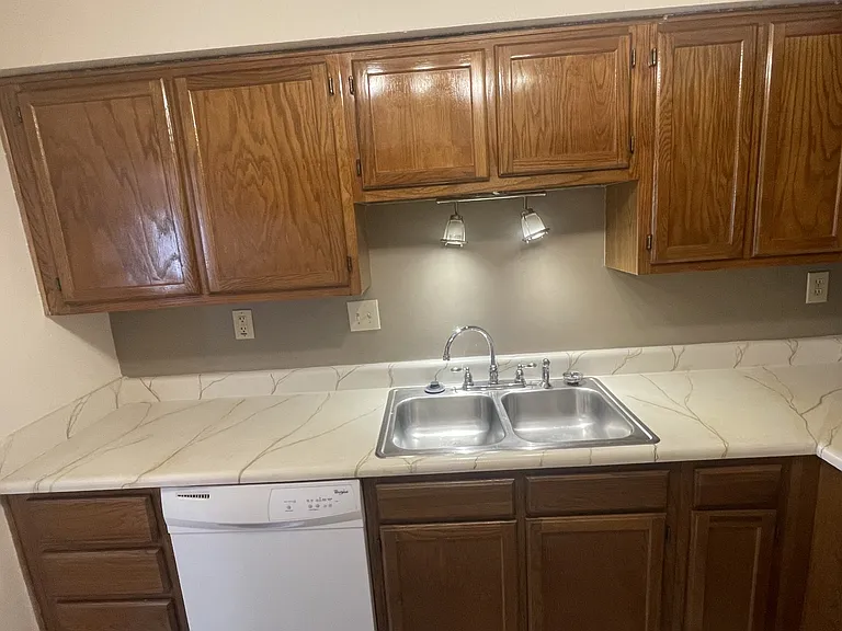 Deer Run Apartments — Photo 14