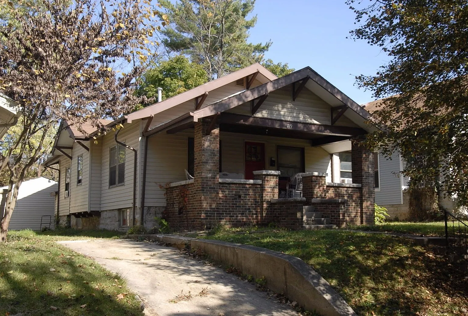 3 bed, 1713 sqft, $2,370 — Photo 1
