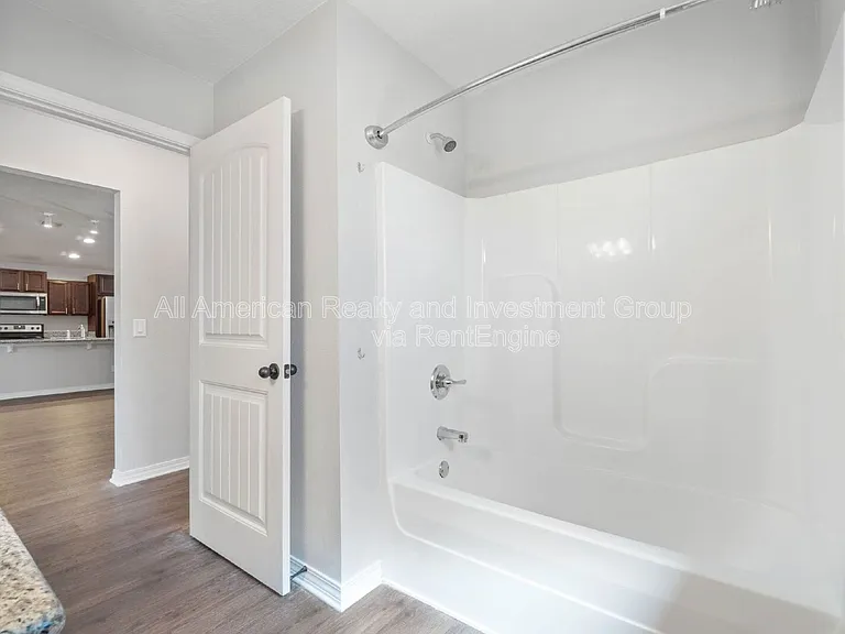 2432 Frontera St — Photo 22