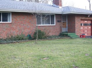 136 Flint Ridge Dr, Columbus, OH 43230