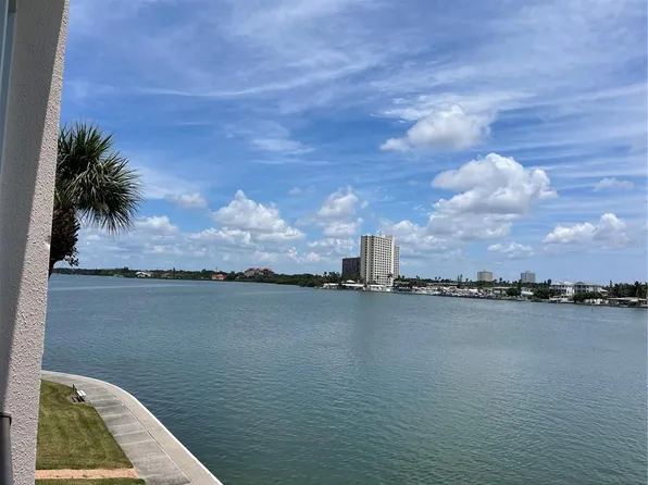 7645 Sun Island Dr S APT 307, South Pasadena, FL 33707