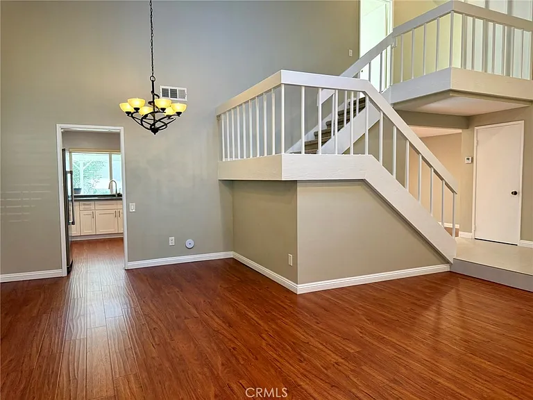 17313 Vickie Ave — Photo 8