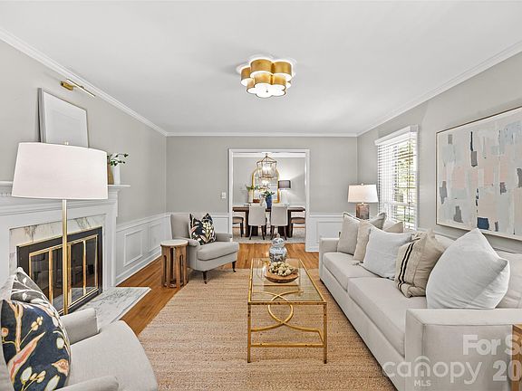5th image of 3106 Champaign St