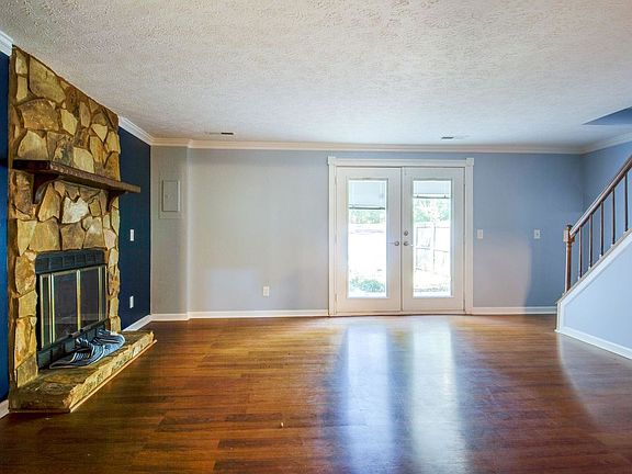 4th image of 3530 Seneca Forest Dr