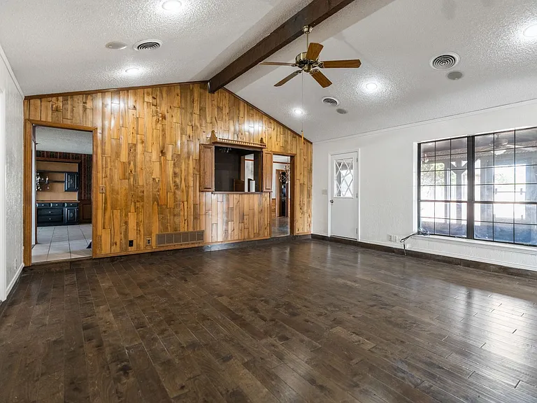 10492 Strittmatter Rd — Photo 3