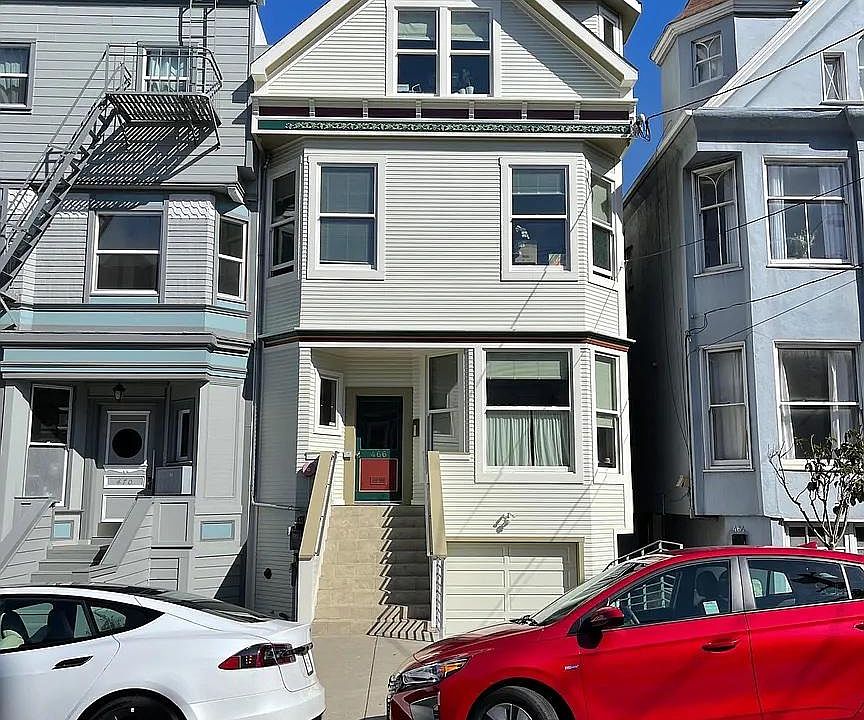1st image of 466 Frederick St #4
