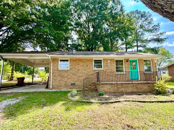 1426 Jackson St, Roxboro, NC 27573