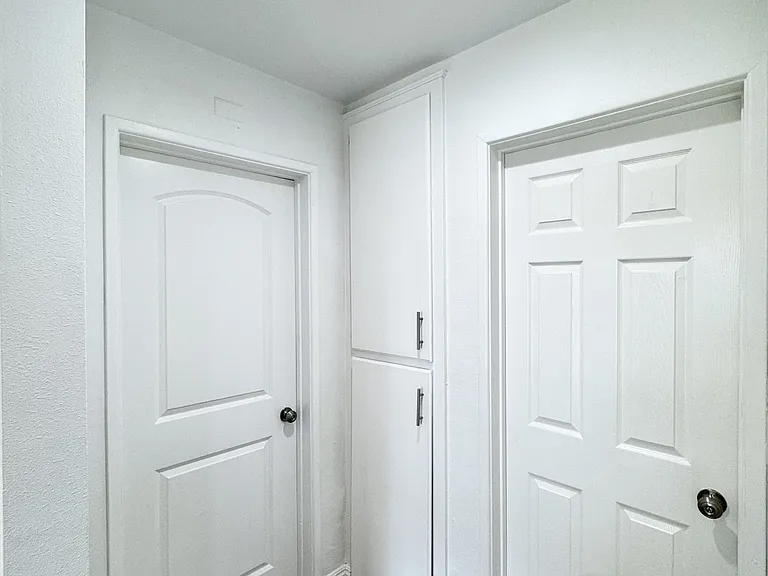 7622 Pickering Ave #A — Photo 17