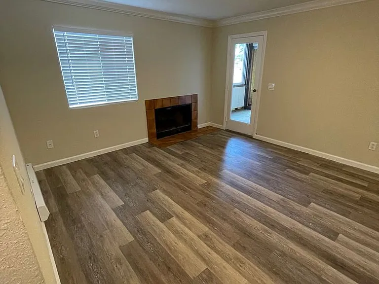 2375 Tripp Dr #1 — Photo 3