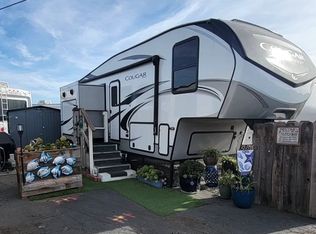 1370 W Grand Ave SPACE 20, Grover Beach, CA 93433