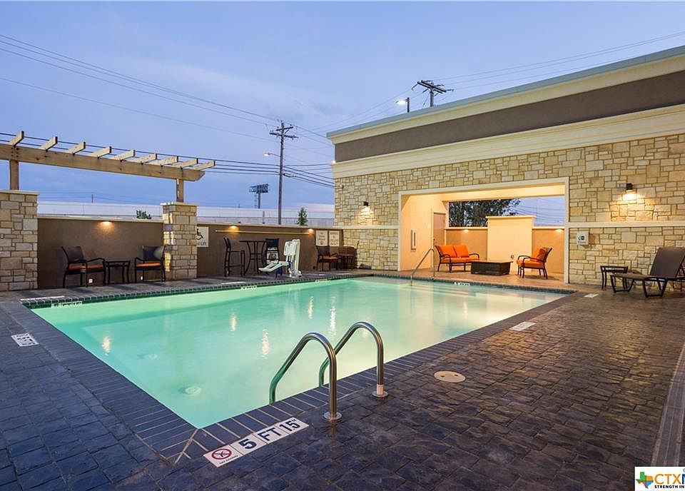 1st image of 105 Bintu Dr #1