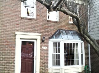 6329 Buffie Ct, Burke, VA 22015