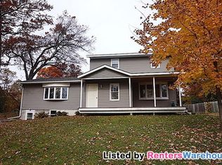 16820 12th Ave N, Plymouth, MN 55447