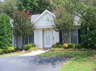 510 Smith St, Eden, NC 27288