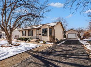 1007 Pearson Dr, Joliet, IL 60435