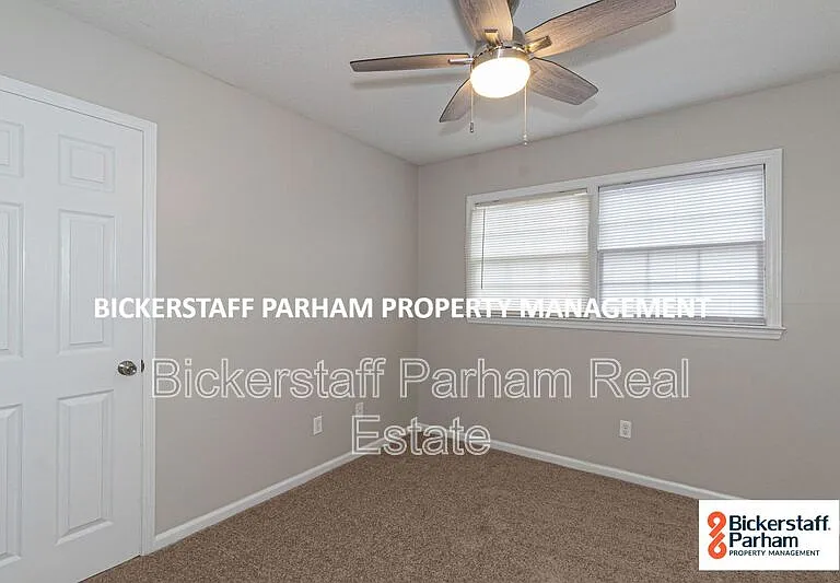 2395 Agnes Dr — Photo 19