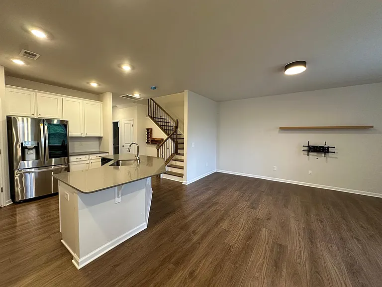 14140 Castle Nook Dr #1 — Photo 4