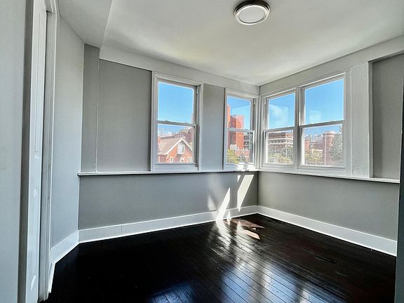 5th image of 35 Vernon St #3