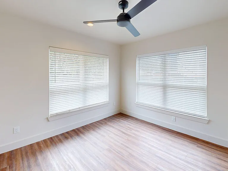 5750 Marquita Ave — Photo 11