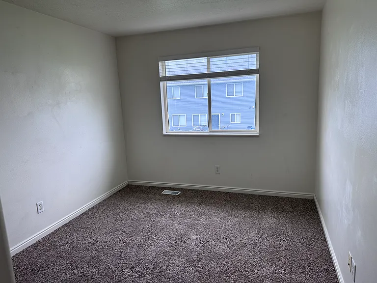 2455 W 450 N #3 — Photo 20