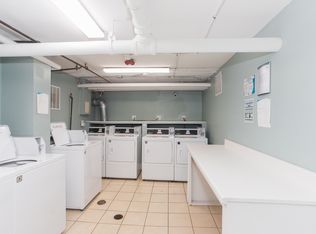 1420 Chicago, Evanston, IL 60201