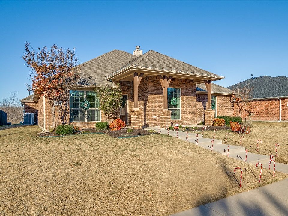1st image of 1008 Lincoln Dr