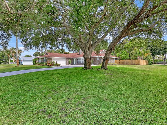 2nd image of 6185 White Oak Court