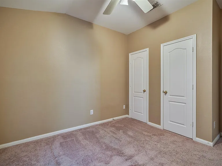 6214 Channelbrook Ln — Photo 23