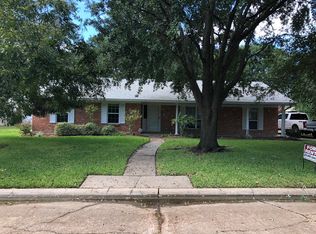 2123 Briar Cir, Pearland, TX 77581