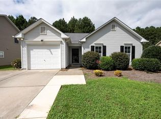 1639 Crestlawn Trl, Pfafftown, NC 27040