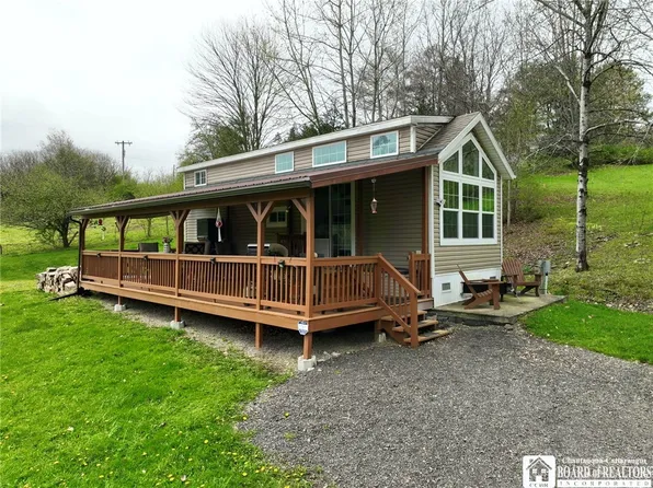 5857 Bloye Rd, Franklinville, NY 14737