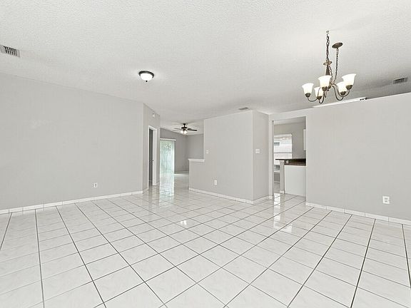 4th image of 7930 Soft Pine Cir