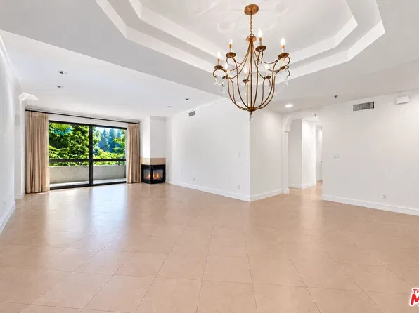 2132 Century Park Ln, Los Angeles, CA