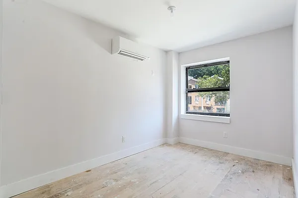 Rented by Brooklyn Group | media 14