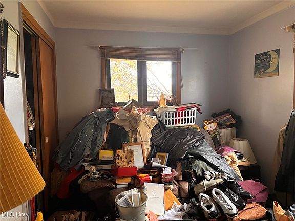 3rd image of 1201 Benskin Ave SW