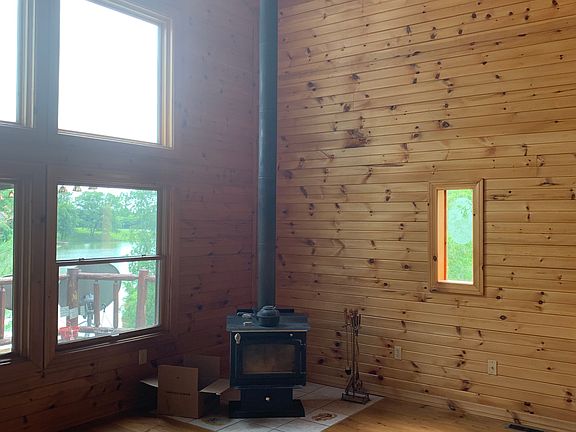Wood burning stove