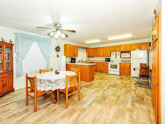 2nd image of 4912 S 56th Ave