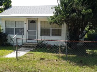 280 W Hampton St, Eagle Lake, FL 33839