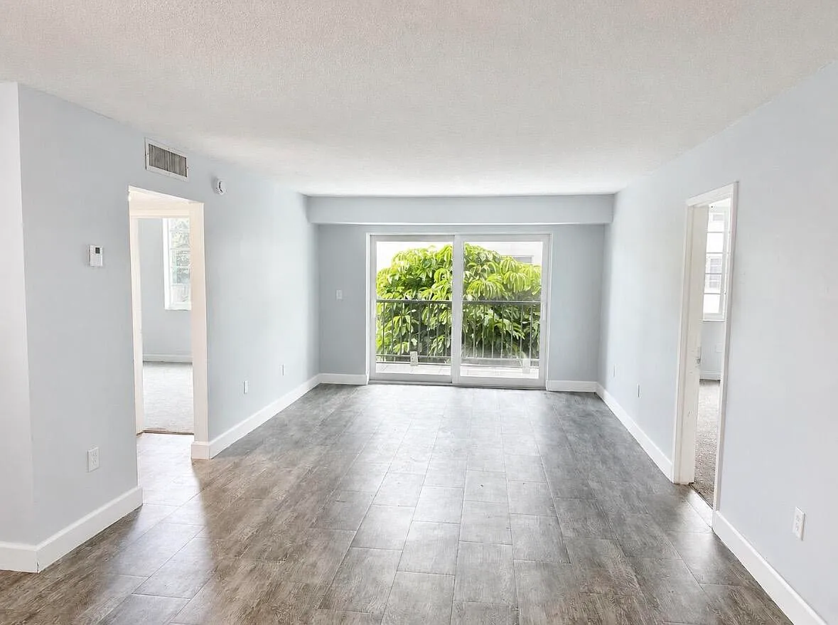 2 bed, 2.0 bath, 1113 sqft, $2,200 — Photo 1