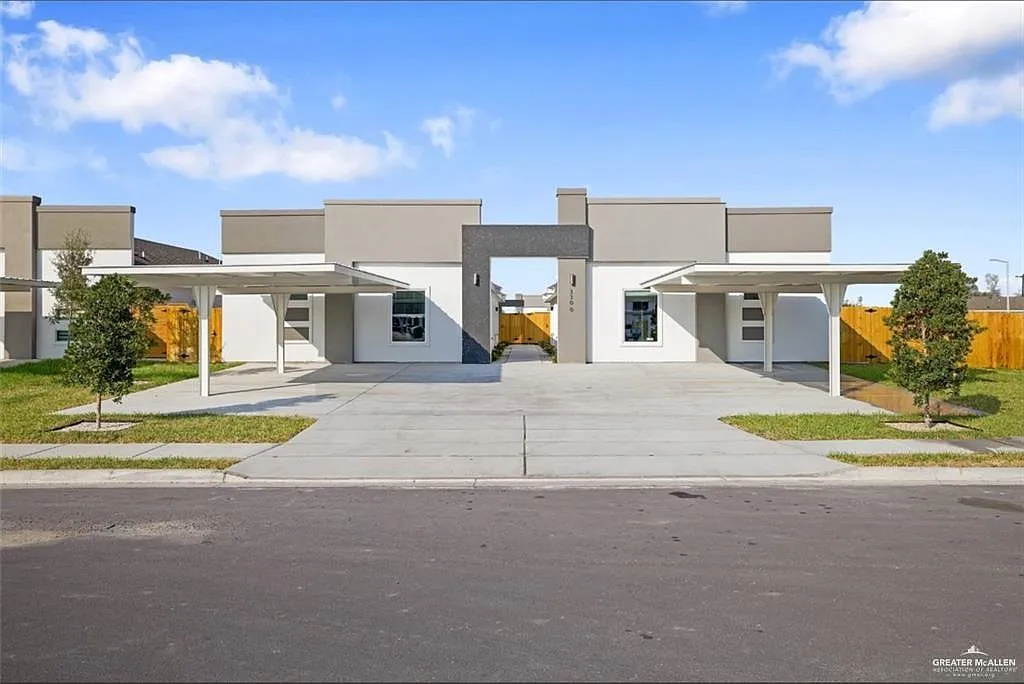 3 bed, 2.0 bath, 1044 sqft, $1,350 — Photo 1