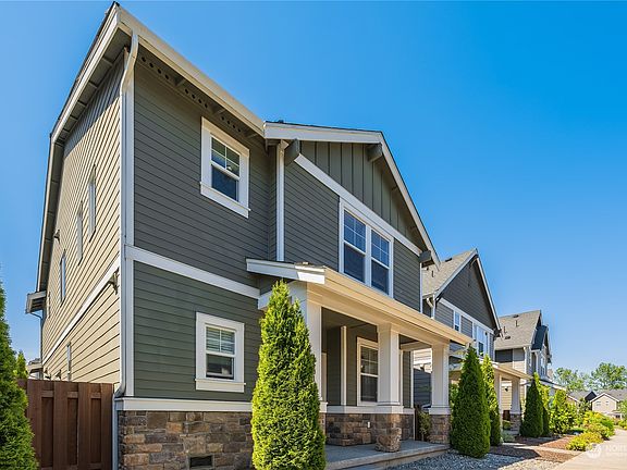 2nd image of 4501 30th Drive SE