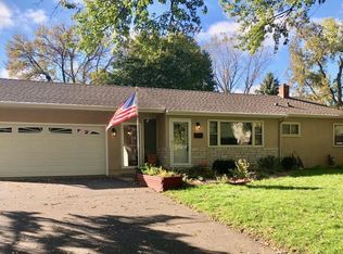 1624 Sextant Ave E, Maplewood, MN 55109