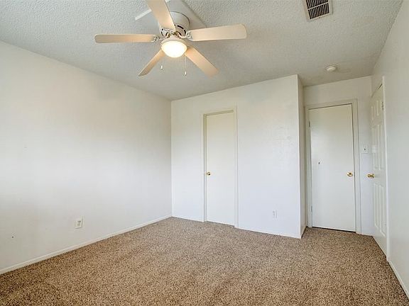 5th image of 1323 Brenda Ln #4
