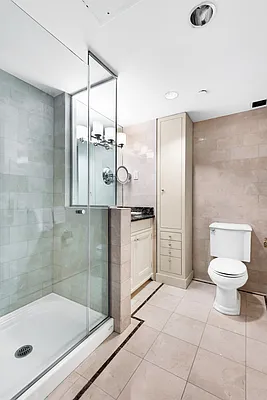 Sold by Douglas Elliman | media 21