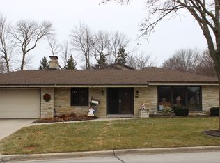 2135 W Klein Ave, Milwaukee, WI 53221