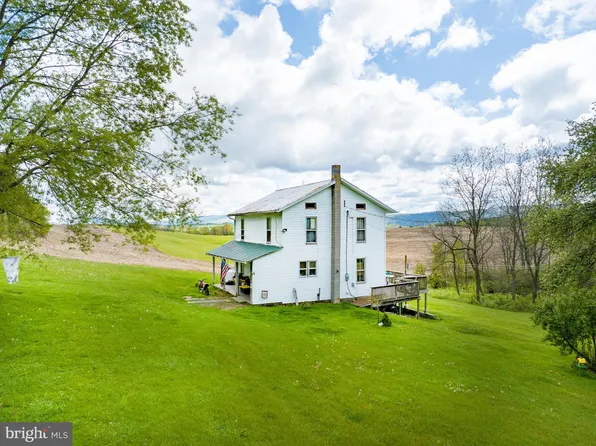 233 Orndorf Rd, Spring Mills, PA 16875